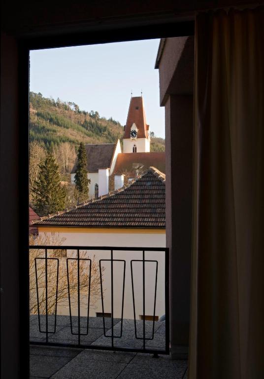 Hotel Zur Schonenburg Schonberg am Kamp Room photo